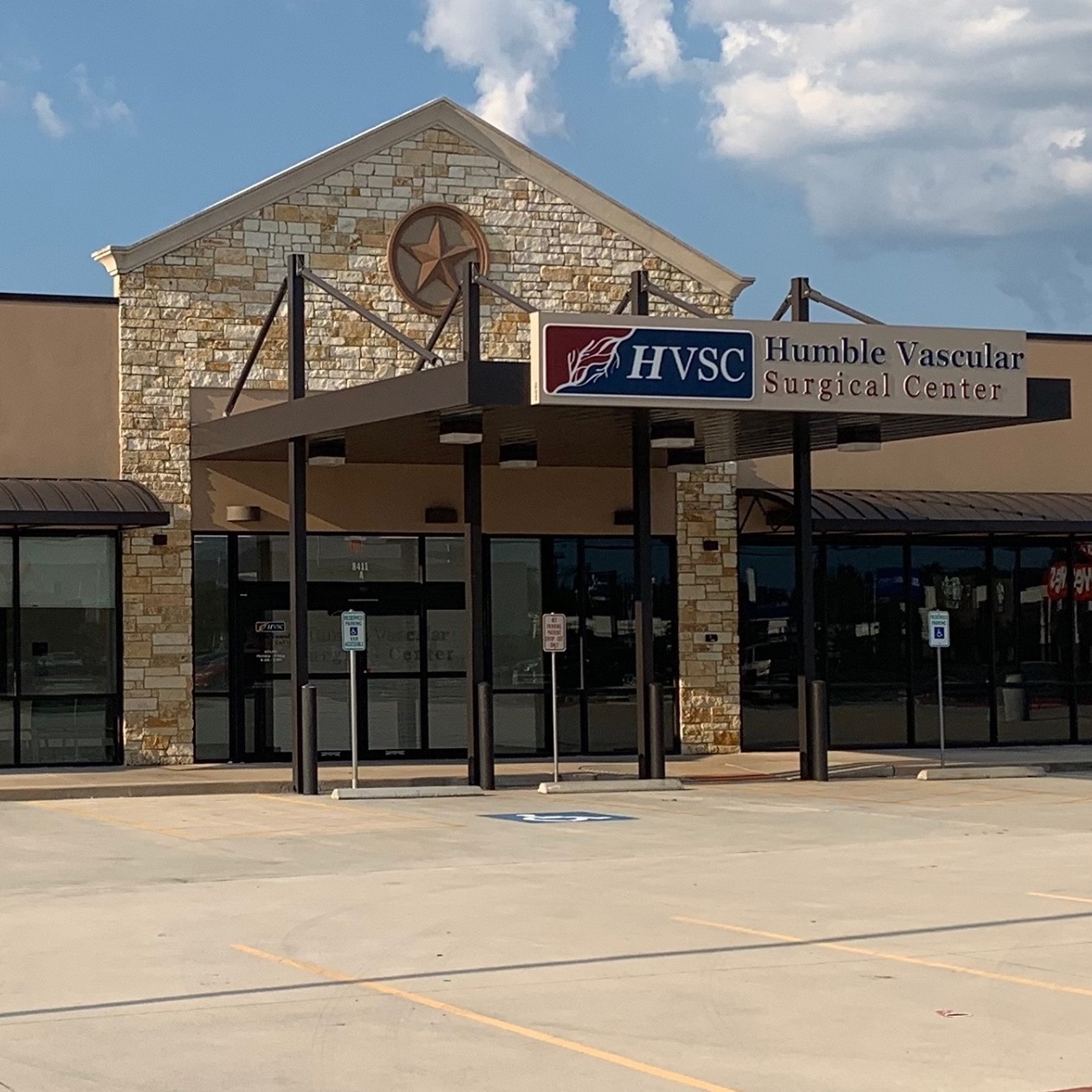 Humble Vascular Surgical Center Exterior